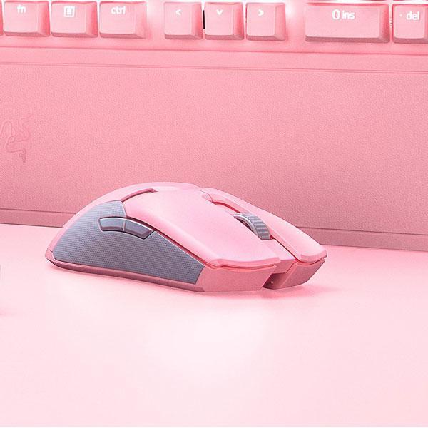 Razer Viper Ultimate Wireless Gaming Mouse With Charging Dock (20000 DPI, Optical Sensor, RGB Chroma Lighting, Quartz)