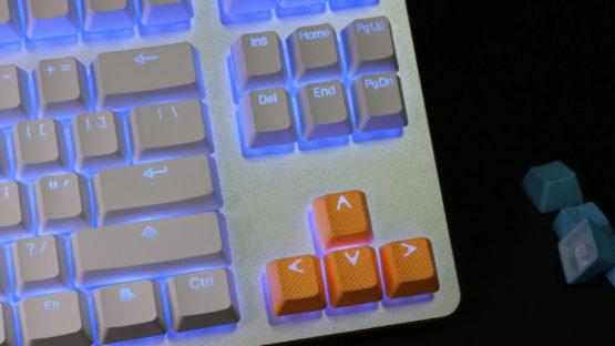 Rubber Gaming Keycap – Neon Orange