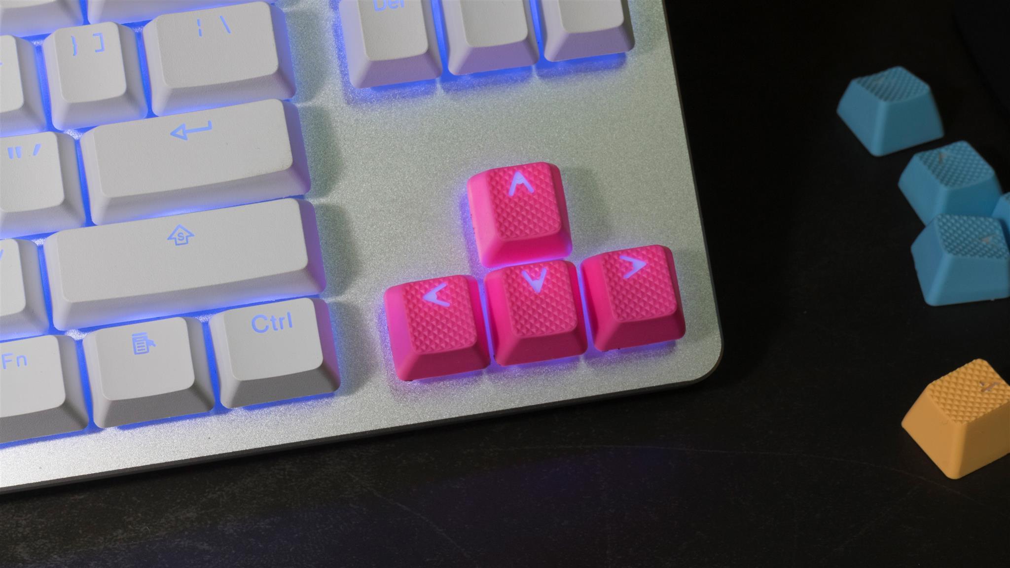 Rubber Gaming Keycap – Neon Pink