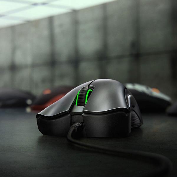 Razer Deathadder Essential Ergonomic Wired Gaming Mouse (6400 DPI, Optical Sensor, LED Lighting, 1000Hz Polling Rate, Black)